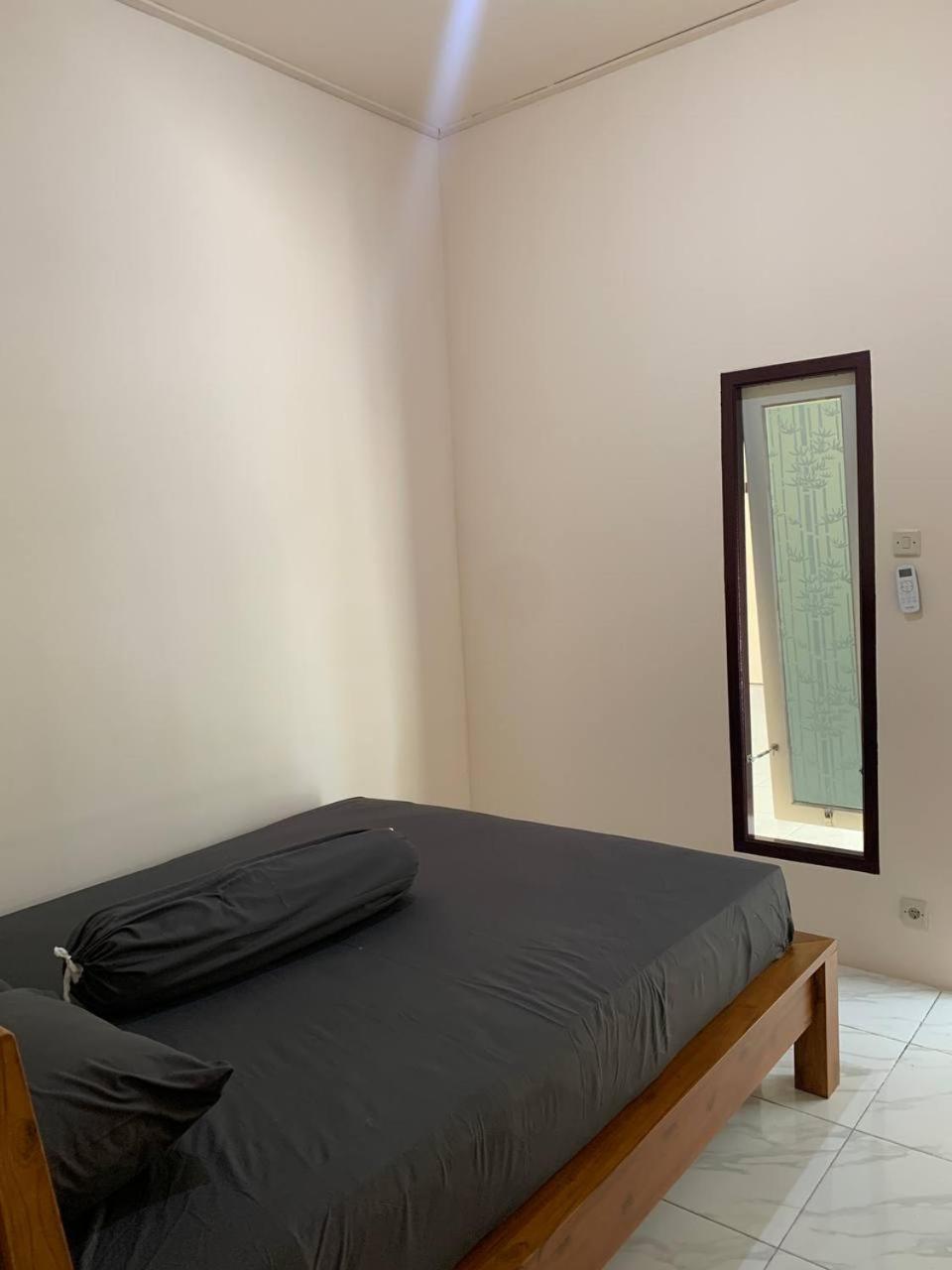 Dikky Guest House Near Bangsal And Sira Pemenang Buitenkant foto