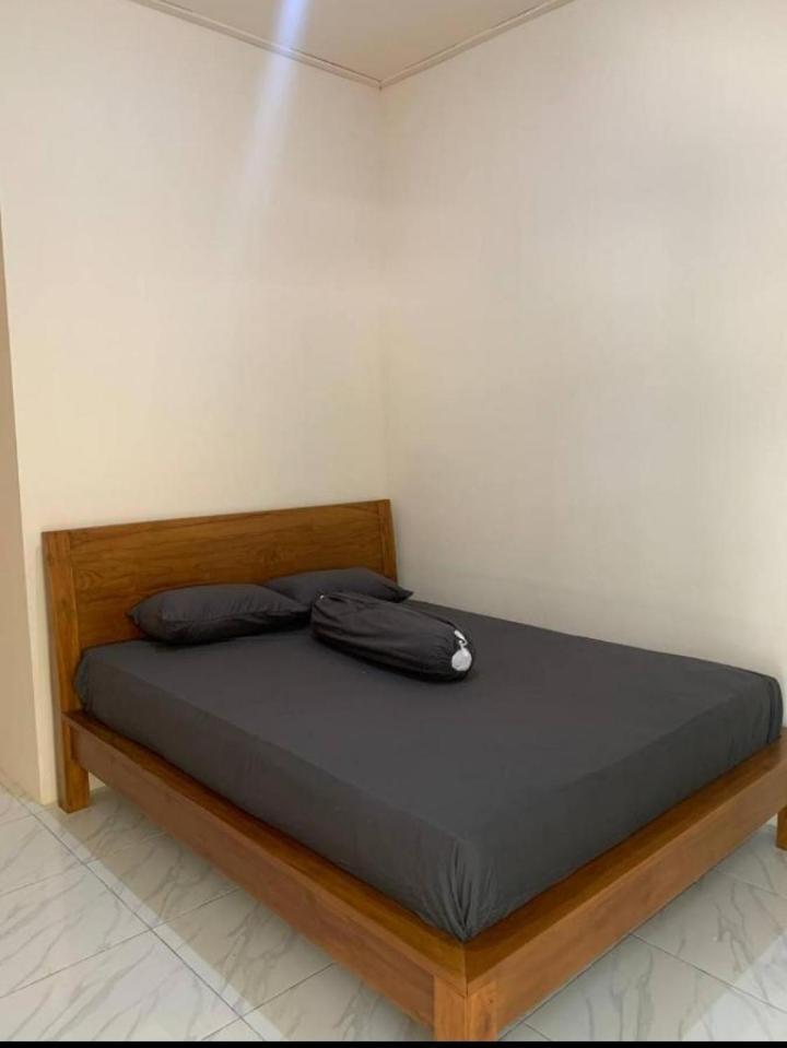 Dikky Guest House Near Bangsal And Sira Pemenang Buitenkant foto